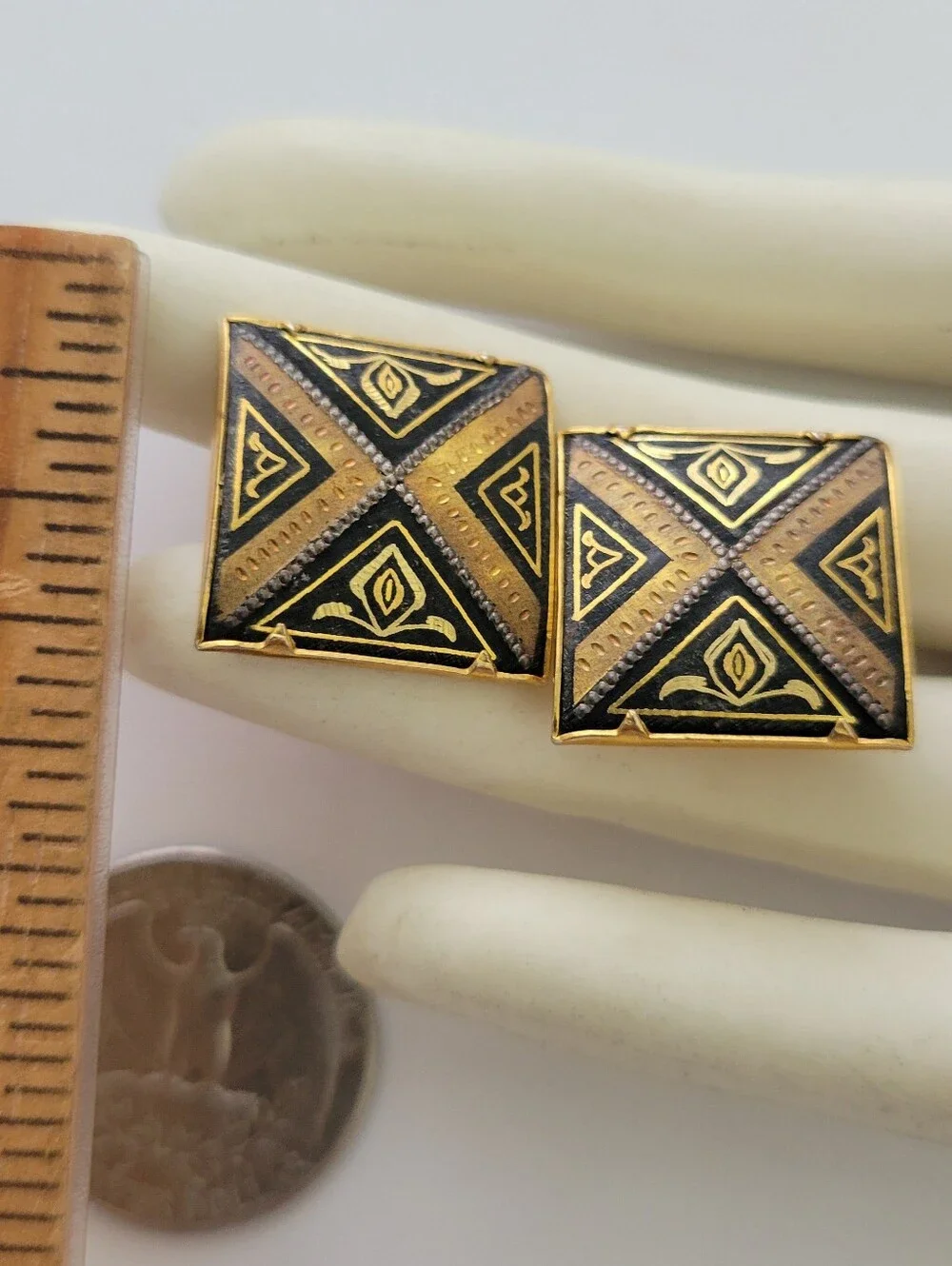 Vintage Damascene Mens Cufflinks Gold Plated Black